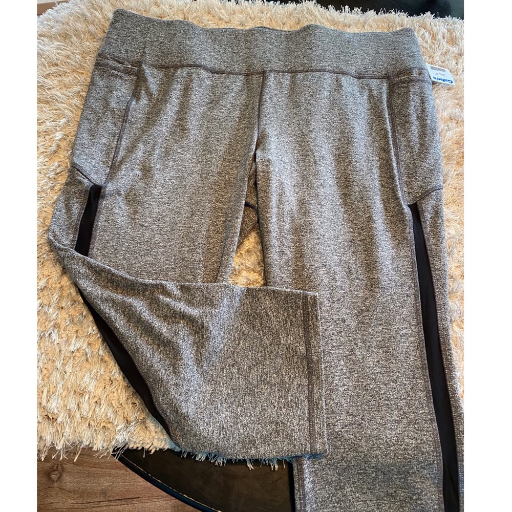 Sale NWT Livi Active Mesh Accent Athletic Leggings